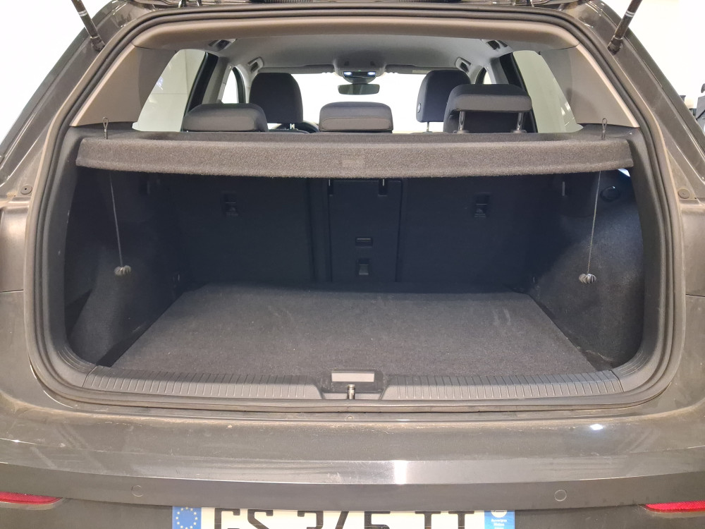VOLKSWAGEN Golf VIII Berline (CD1)(12.2019->)
