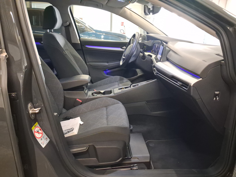 VOLKSWAGEN Golf VIII Berline (CD1)(12.2019->)